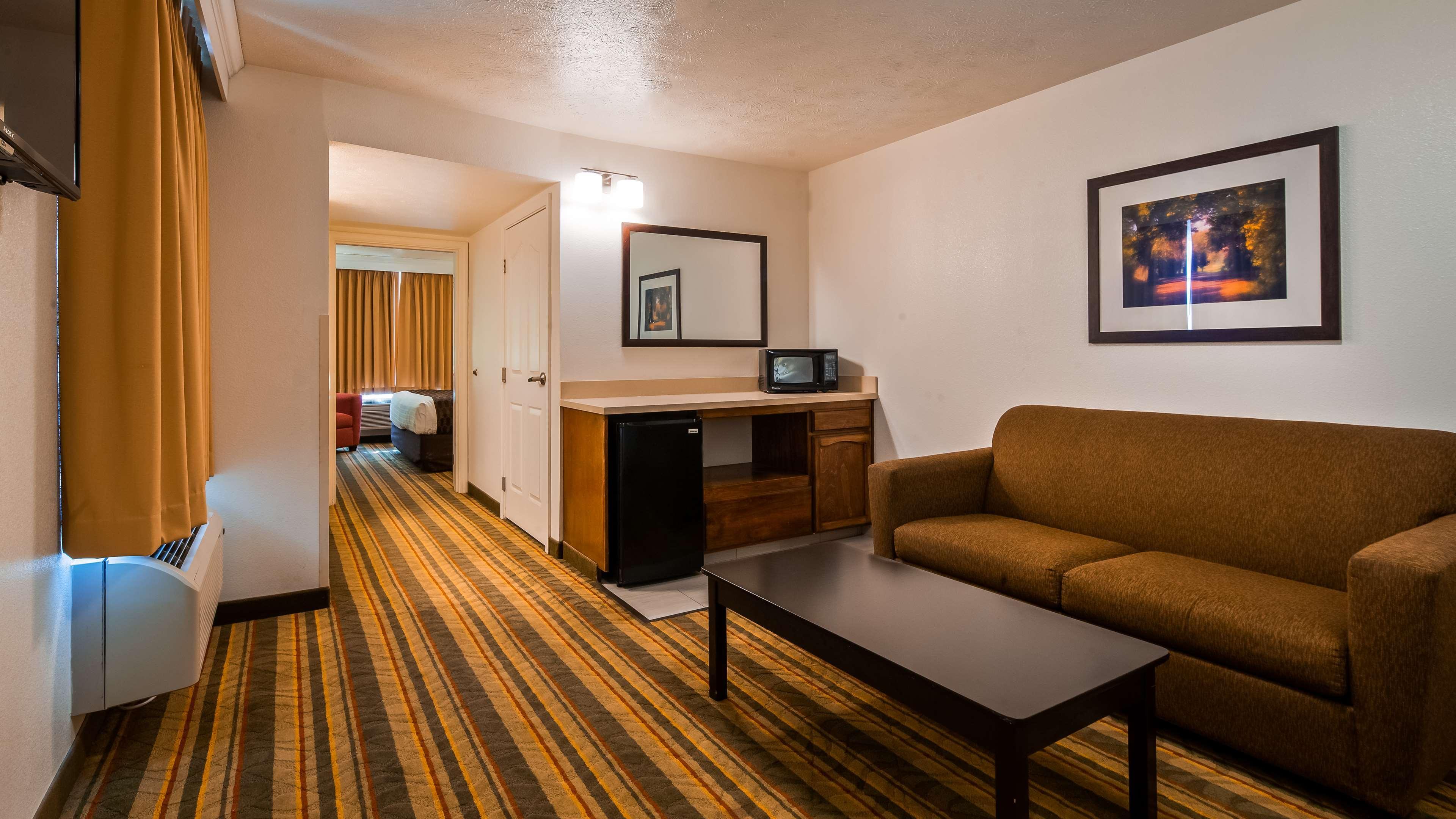 Best Western Visalia Hotel Exterior foto