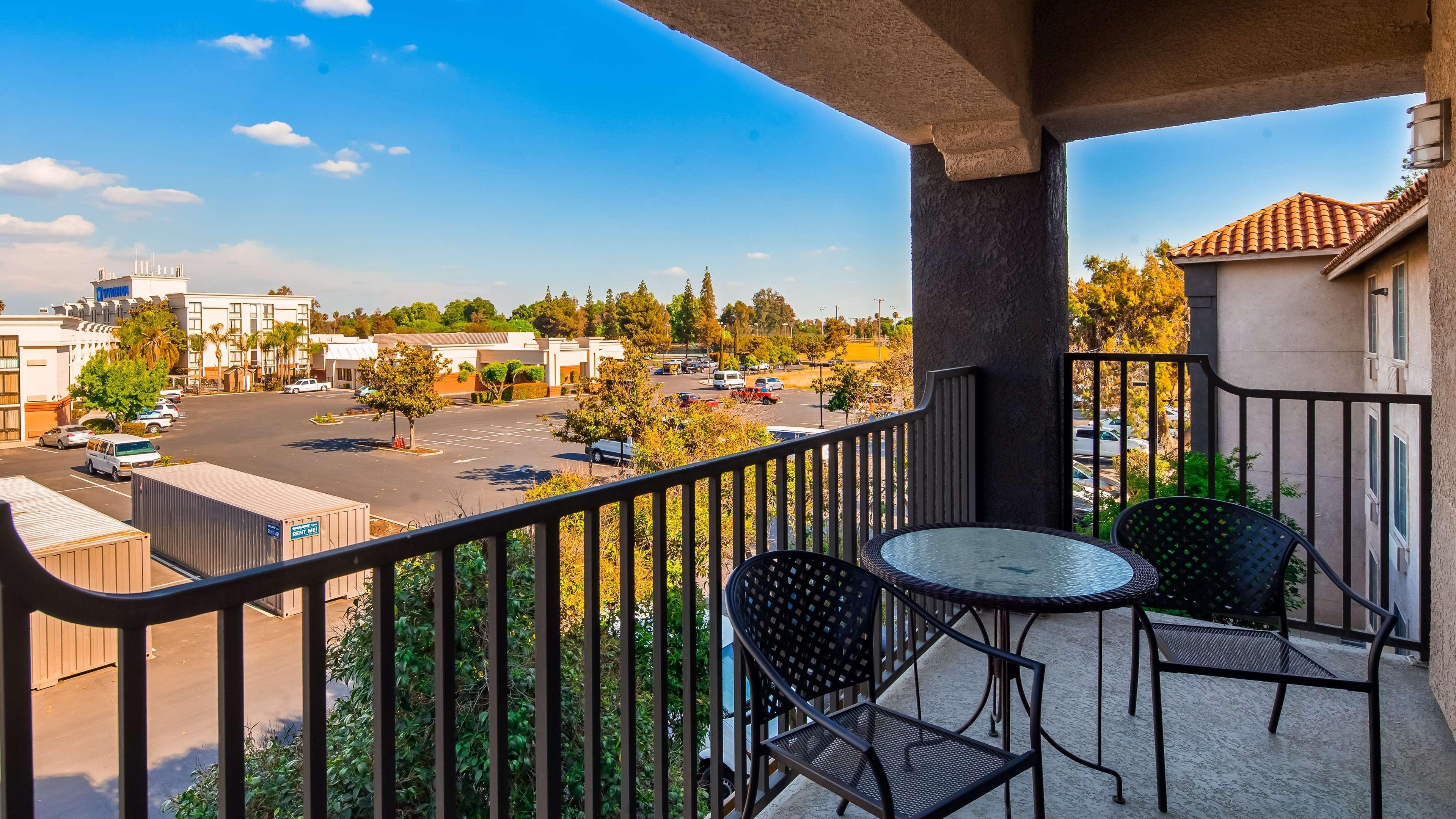 Best Western Visalia Hotel Exterior foto