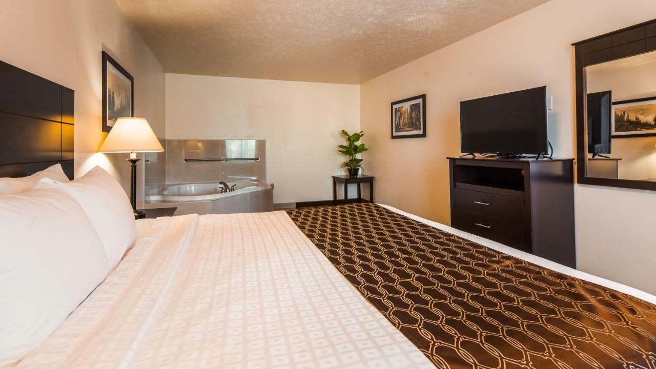 Best Western Visalia Hotel Exterior foto